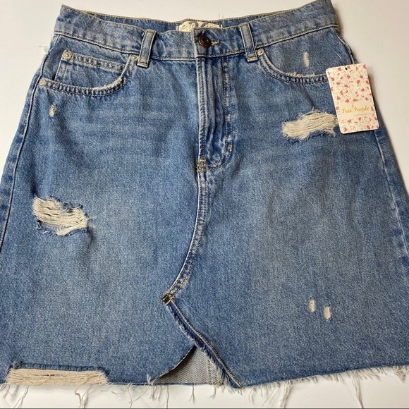 3/$25 Free People Midstone Distressed Denim Mini Skirt - Picture 4 of 5